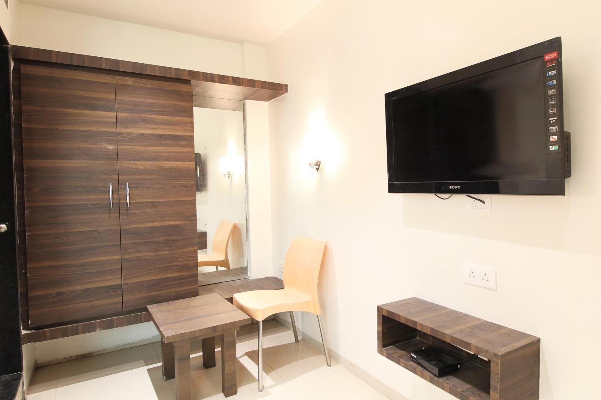 OYO 39998 New Pune Residency Dehu Extérieur photo