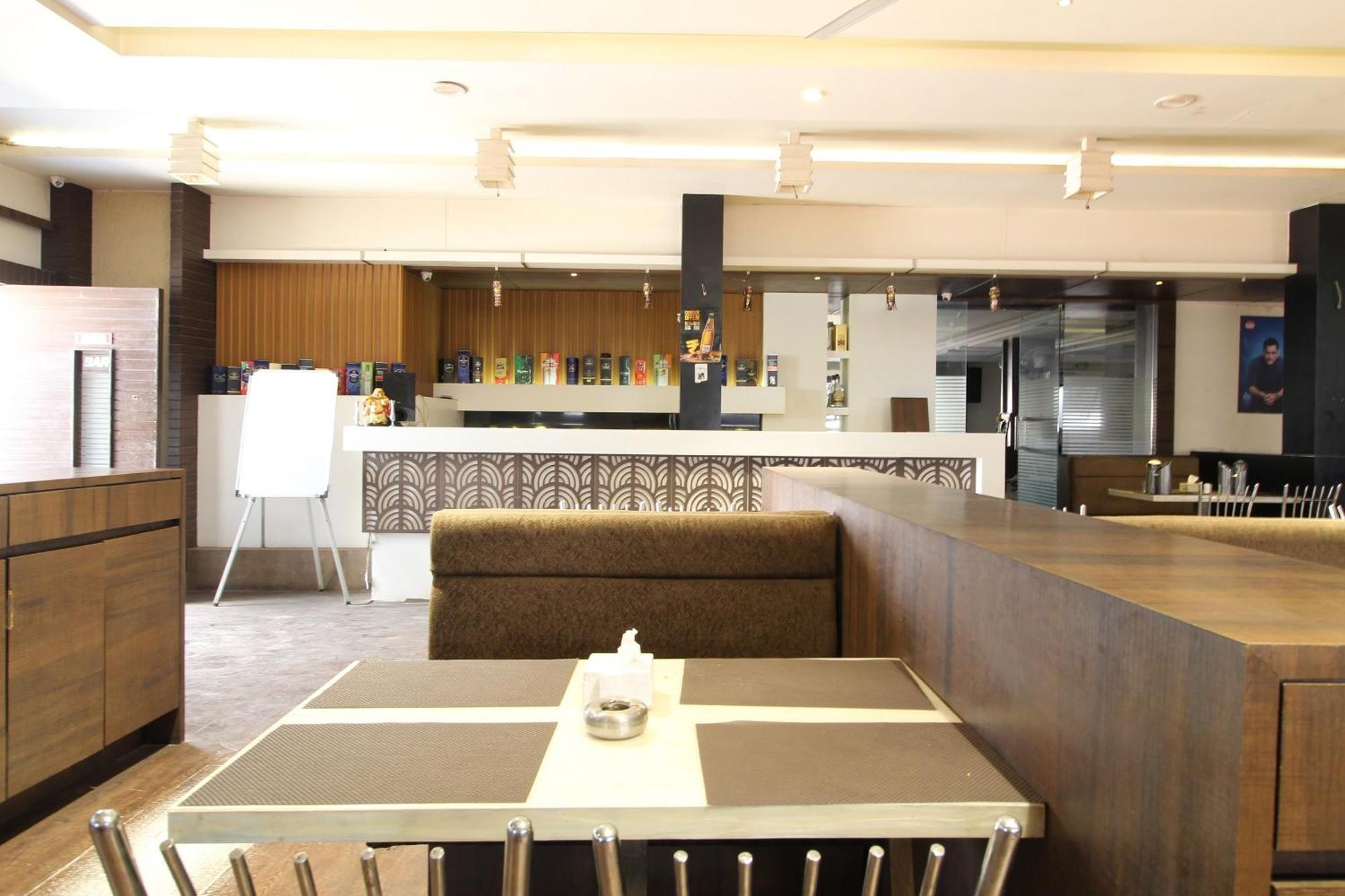 OYO 39998 New Pune Residency Dehu Extérieur photo